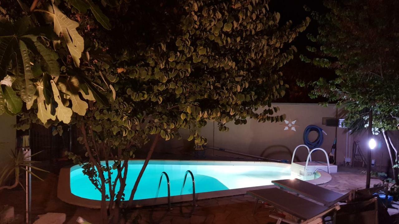 Piero'S Apartment カルボーニア エクステリア 写真