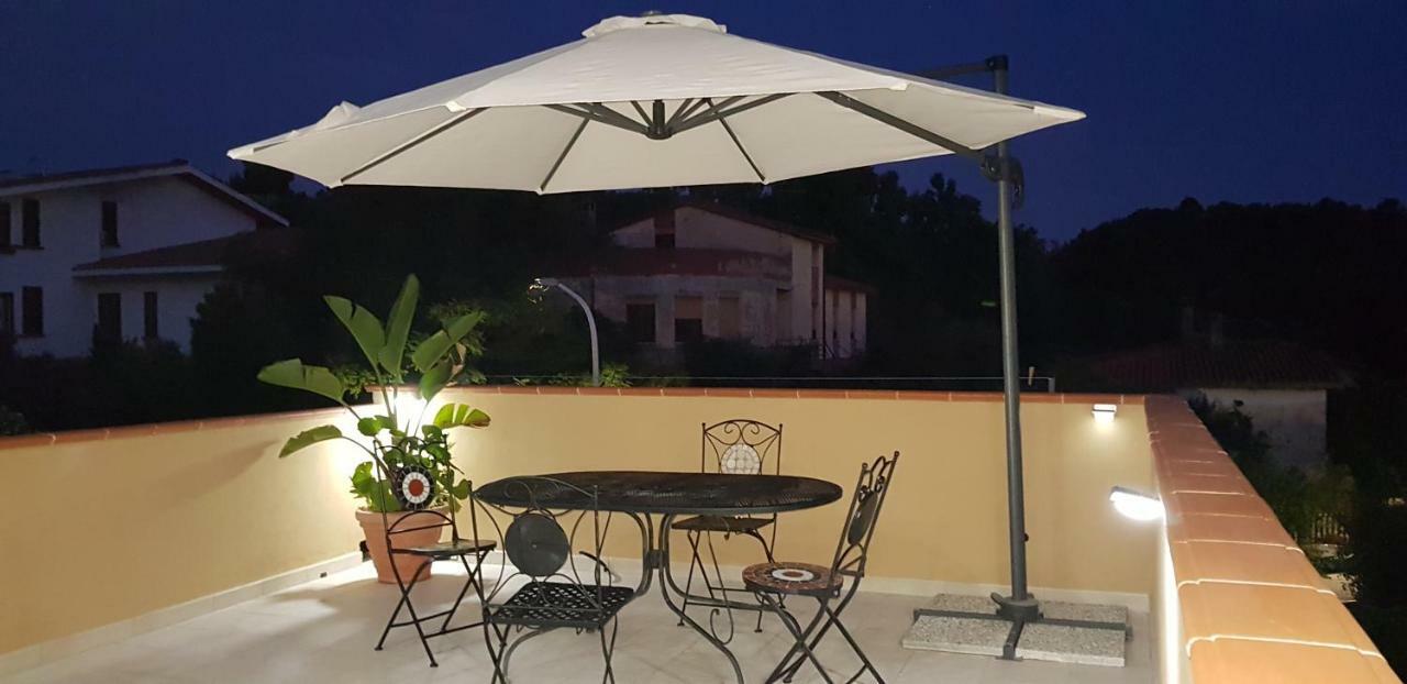Piero'S Apartment カルボーニア エクステリア 写真